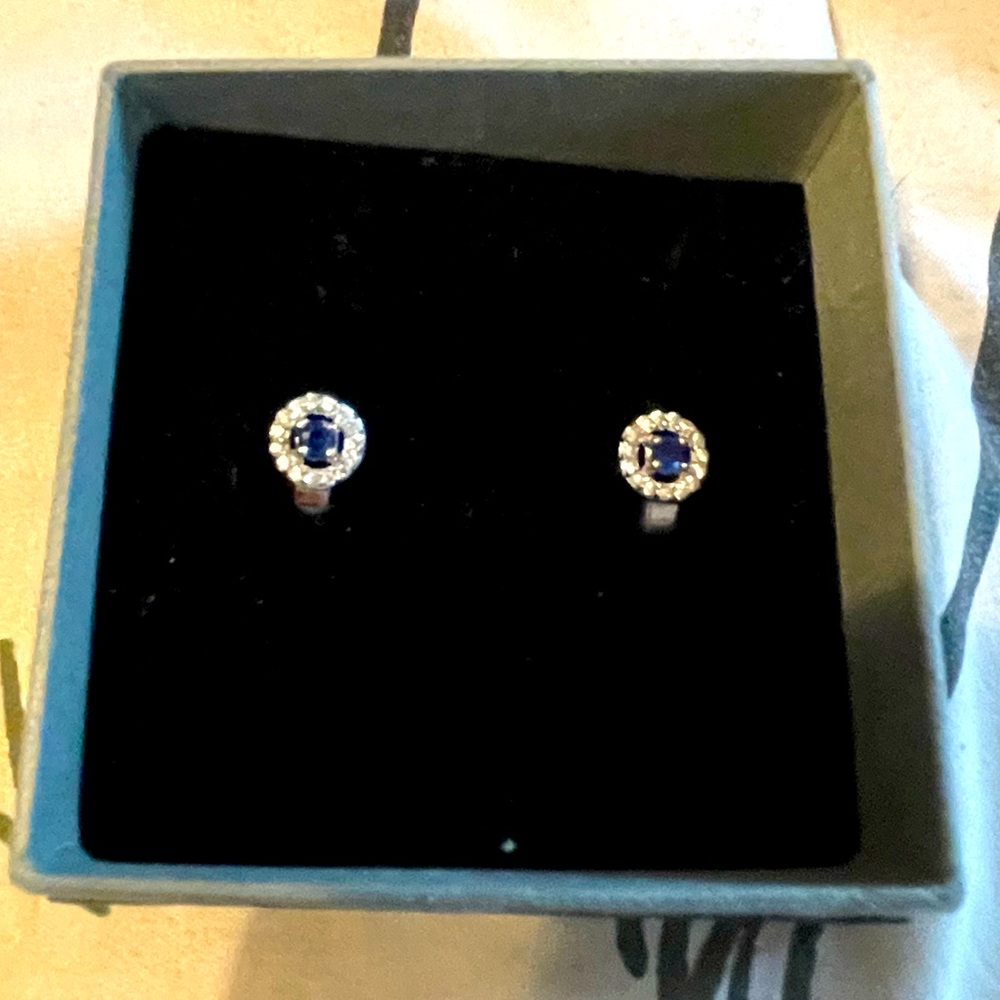 Sterling Sliver 925 sapphire and cubic zirconia lever earring